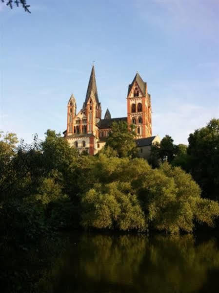 Zur Eisenbahn Hotel Limburg an der Lahn Exterior photo